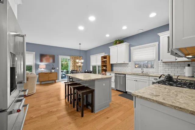 $699,900 | 4047 Fox Woods Road, St. Joseph, MI 49085