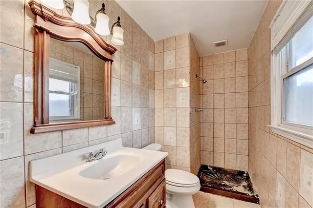 $529,900 | 470 Rocky Creek Drive, Roswell, GA 30075