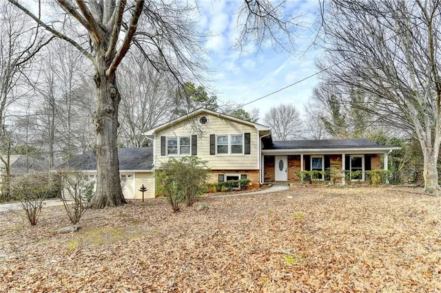 $529,900 | 470 Rocky Creek Drive, Roswell, GA 30075