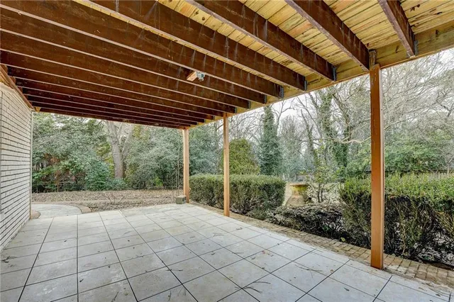 $529,900 | 470 Rocky Creek Drive, Roswell, GA 30075