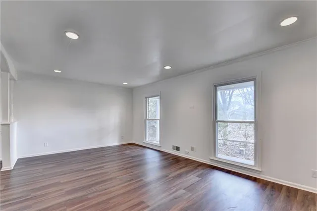 $529,900 | 470 Rocky Creek Drive, Roswell, GA 30075