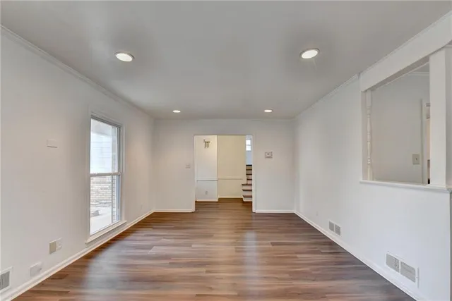 $529,900 | 470 Rocky Creek Drive, Roswell, GA 30075