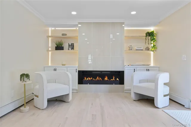 $1,175,000 | 13 Bittersweet Avenue, Hampton Bays, NY 11946