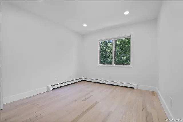 $1,175,000 | 13 Bittersweet Avenue, Hampton Bays, NY 11946