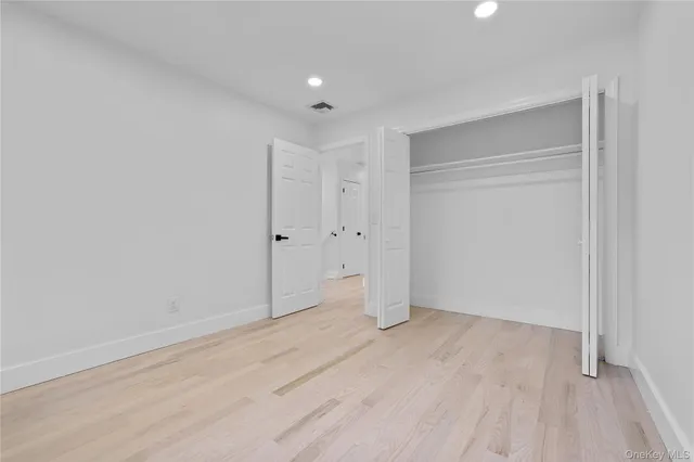 $1,175,000 | 13 Bittersweet Avenue, Hampton Bays, NY 11946