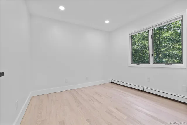 $1,175,000 | 13 Bittersweet Avenue, Hampton Bays, NY 11946