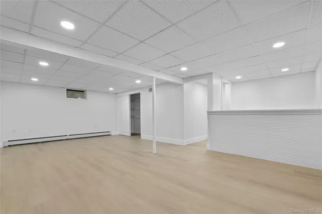 $1,175,000 | 13 Bittersweet Avenue, Hampton Bays, NY 11946