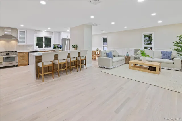 $1,175,000 | 13 Bittersweet Avenue, Hampton Bays, NY 11946