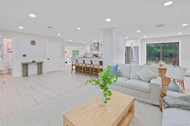 $1,175,000 | 13 Bittersweet Avenue, Hampton Bays, NY 11946