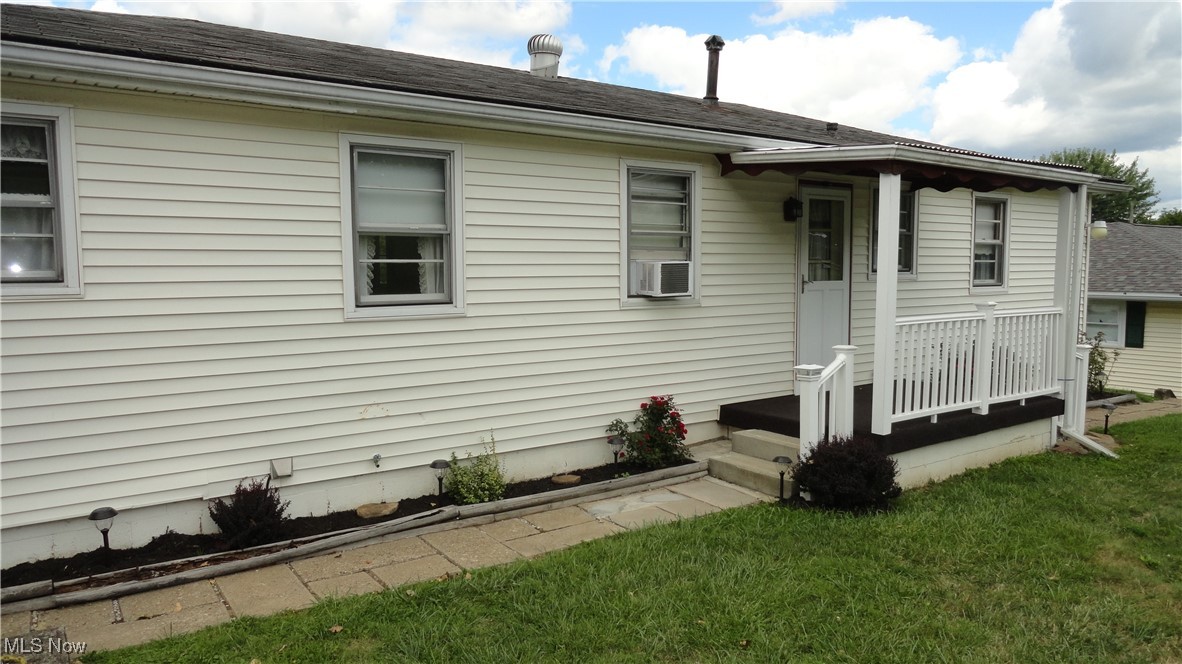 1788 Rolling Acres Road New Cumberland, WV 26047 - Photo 31 of 39