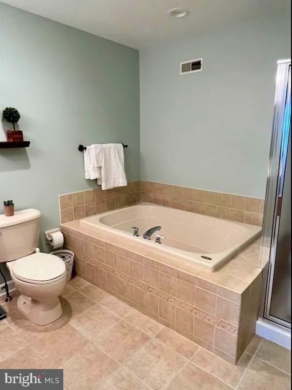 104 Pinkerton Road Coatesville, PA 19320 - Photo 19 of 49 Primary bath with soaking tub & stall shower