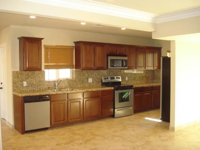 $3,000 | 6836 East Pinchot Avenue, Scottsdale, AZ 85251