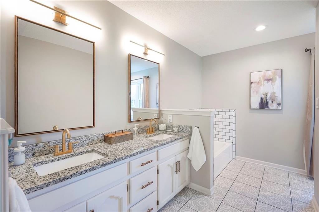615 Overlook Drive Raymore, MO 64083 - Photo 28 of 55