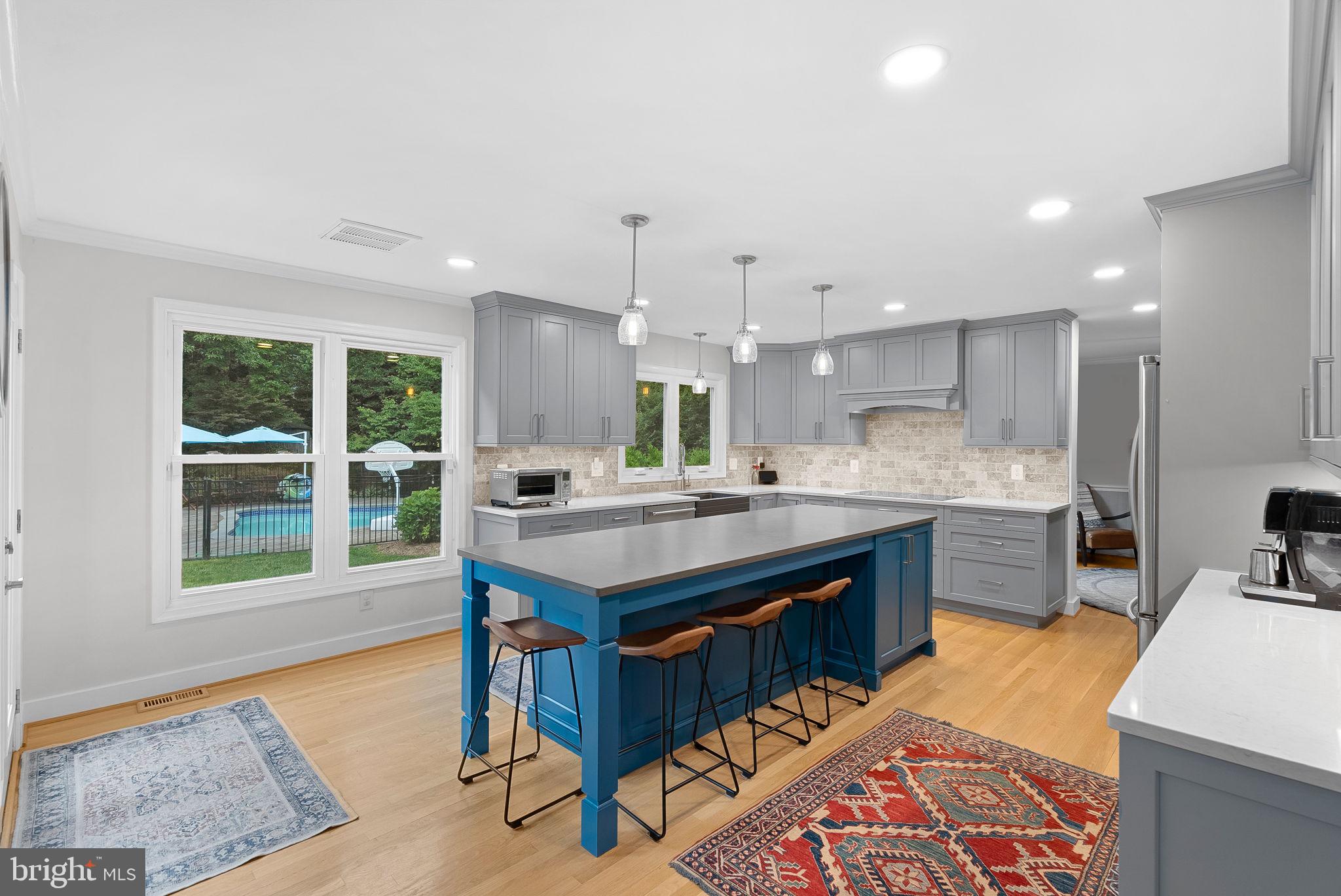 10394 Adel Road Oakton, VA 22124 - Photo 15 of 57