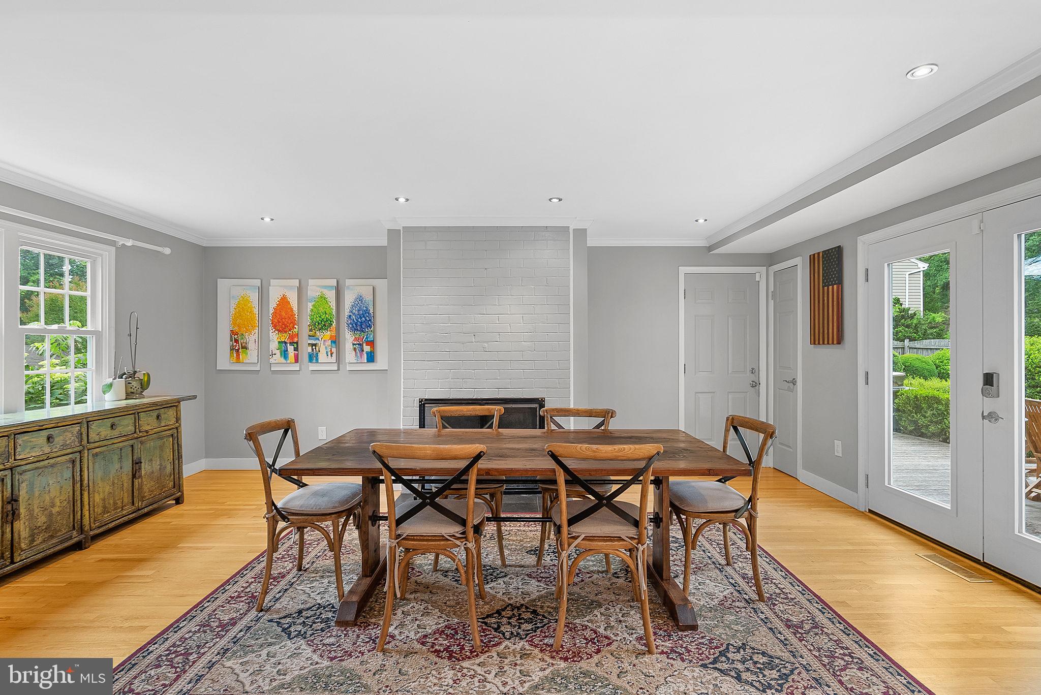 10394 Adel Road Oakton, VA 22124 - Photo 19 of 57