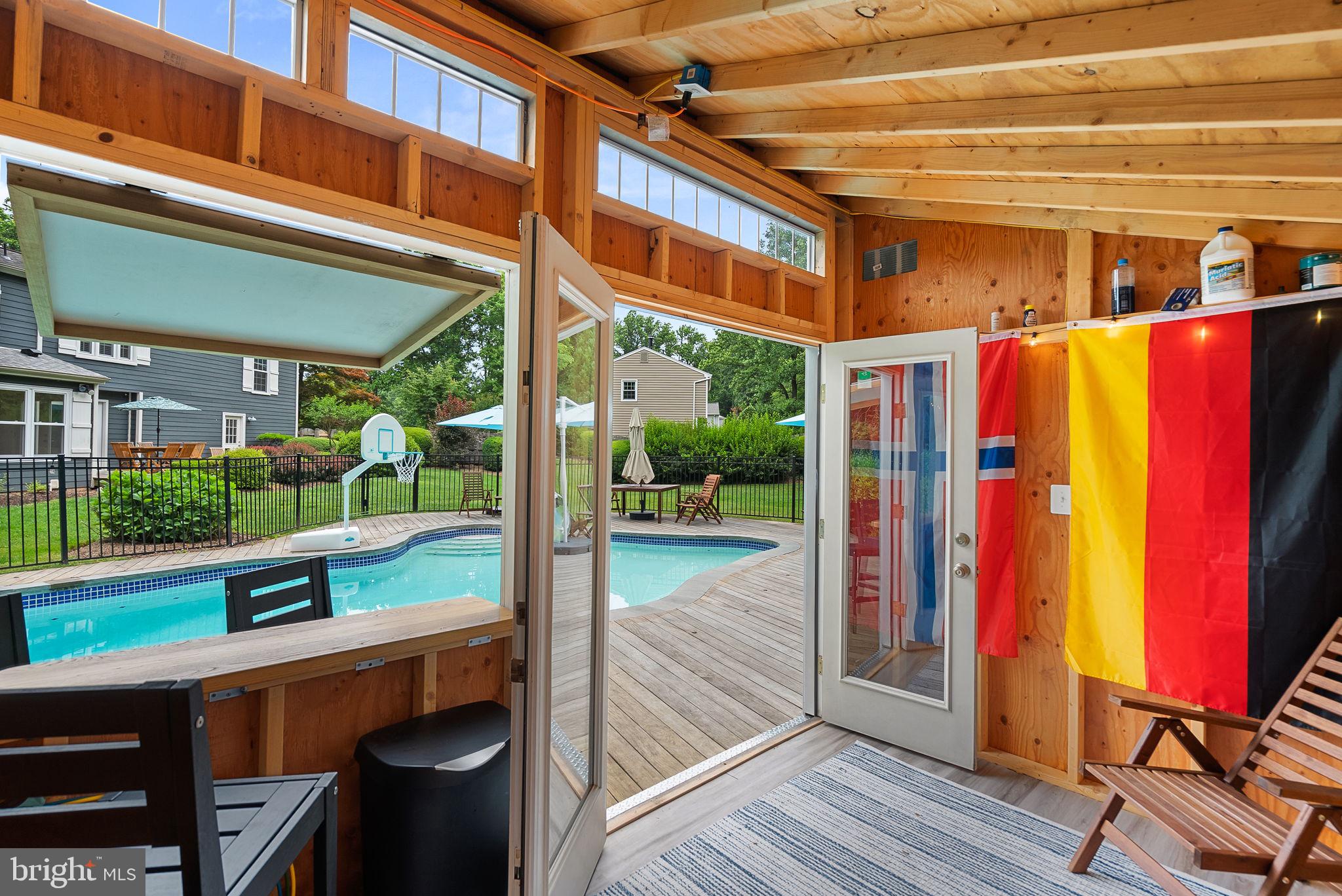 10394 Adel Road Oakton, VA 22124 - Photo 54 of 57