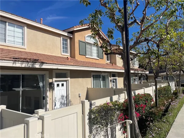 $3,800 | 8460 East Tioga Way, Anaheim, CA 92808