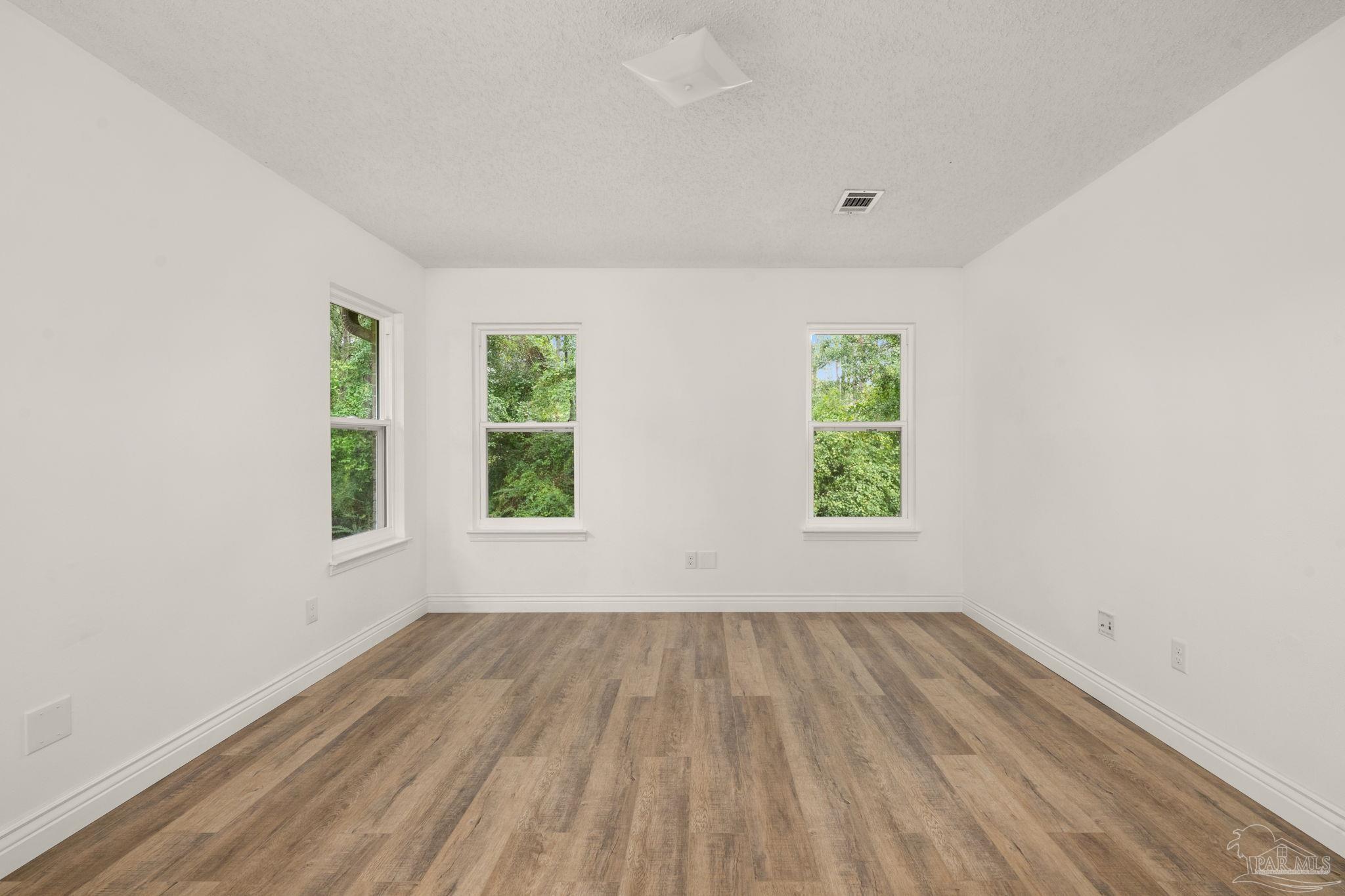 1290 Ridge Way Cantonment, FL 32533 - Photo 21 of 53 Gallery Image 21