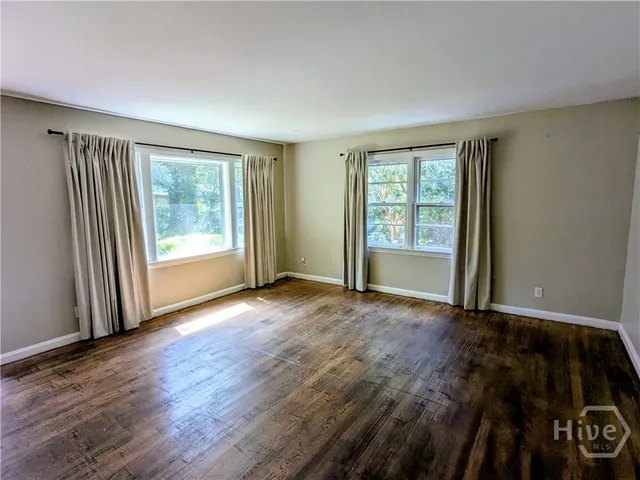 $1,900 | 12 Dyches Drive, Savannah, GA 31406