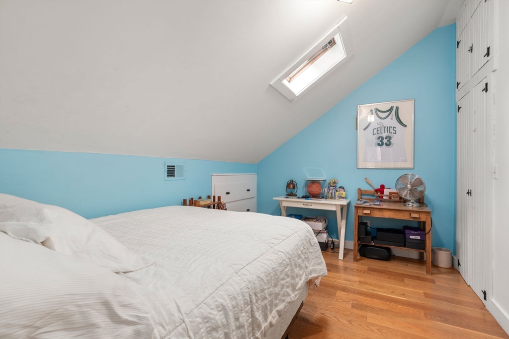 18 Shears Street Wrentham, MA 02093 - Photo 21 of 42