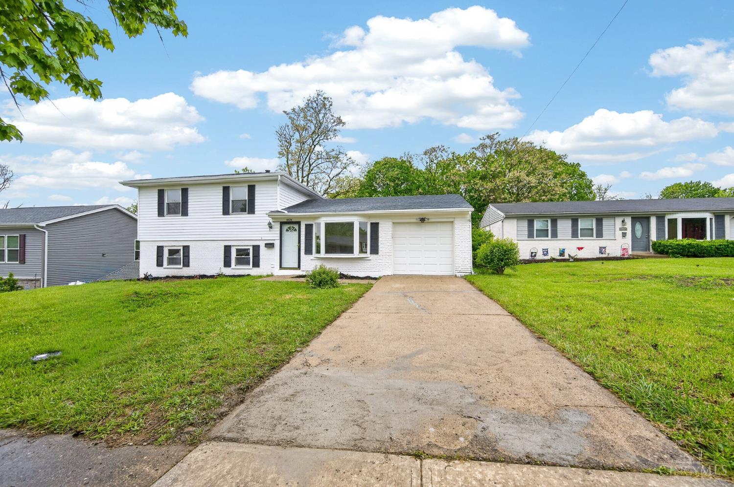 11424 Riga Court Forest Park, OH 45240 - Photo 4 of 49
