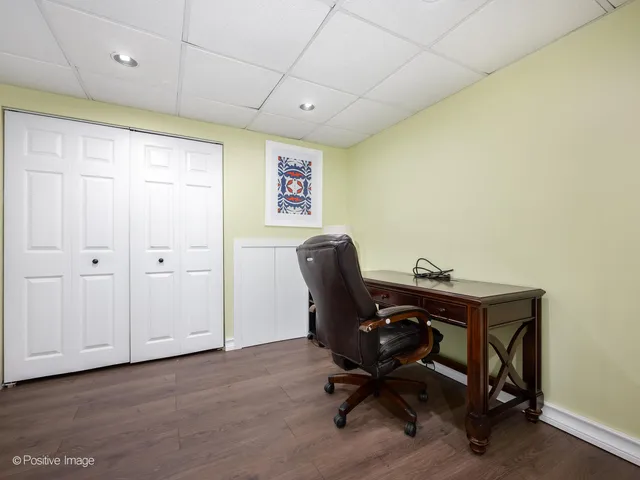 $359,900 | 13296 West Heiden Circle, Lake Bluff, IL 60044