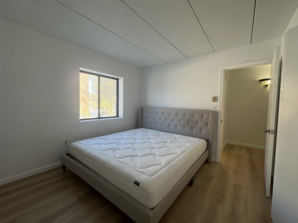 137 Franklin Street, Unit 201 Stoneham, MA 02180 - Photo 4 of 8