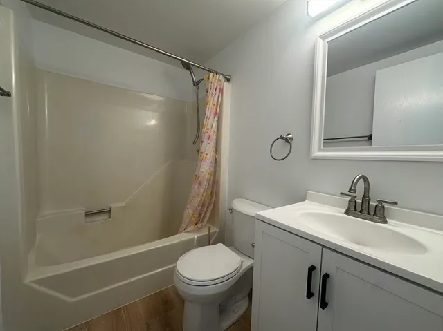 $2,600 | 137 Franklin Street, Unit 201, Stoneham, MA 02180