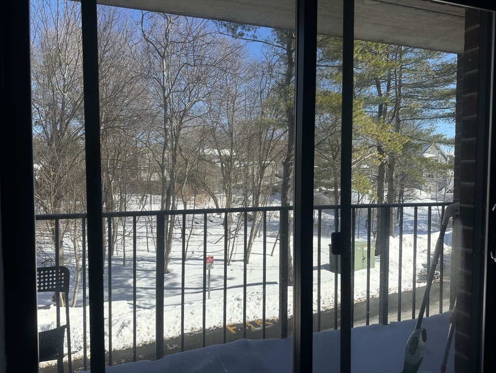 137 Franklin Street, Unit 201 Stoneham, MA 02180 - Photo 8 of 8