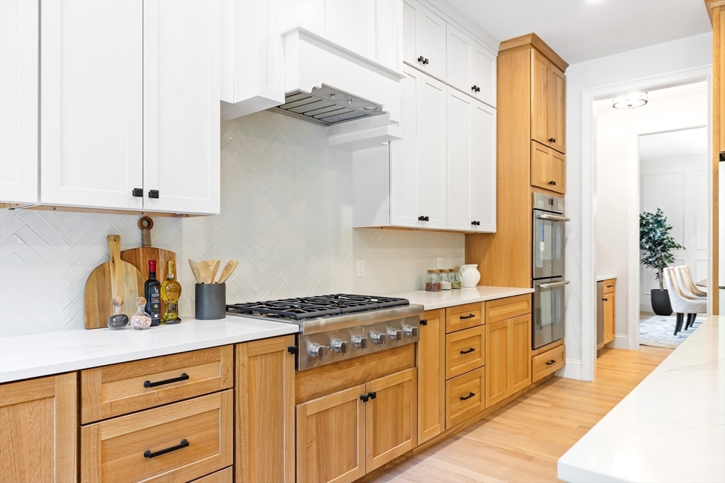 32 Pemberton Road Wayland, MA 01778 - Photo 12 of 42 Gallery Image 12