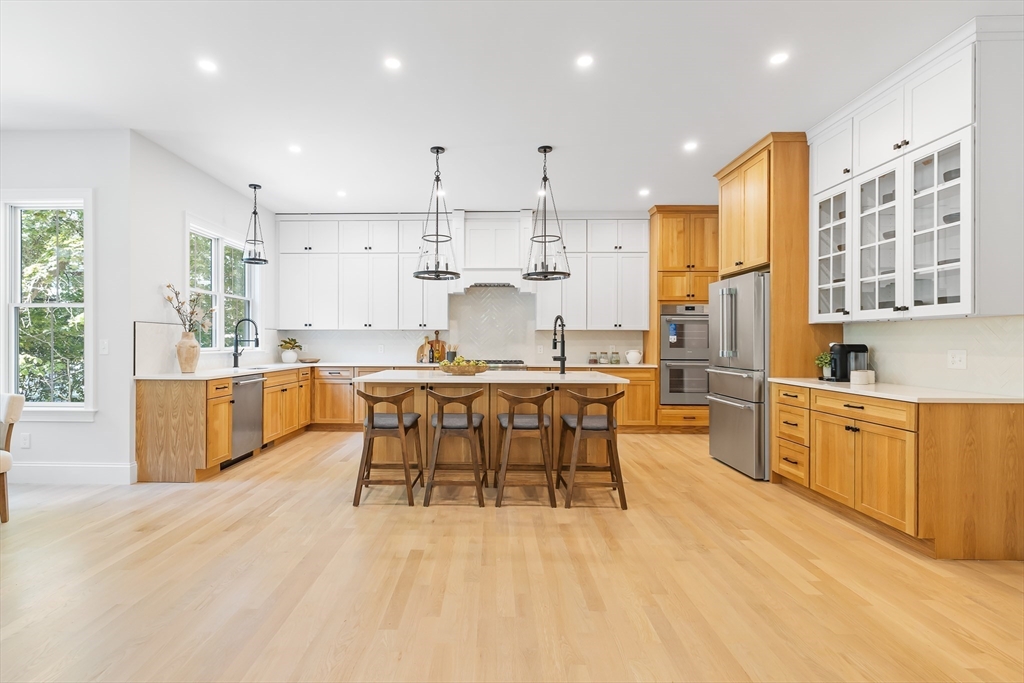 32 Pemberton Road Wayland, MA 01778 - Photo 8 of 42 Gallery Image 8