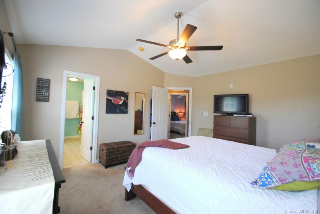 5550 Mt Mansfield Road Charlotte, NC 28278 - Photo 13 of 23