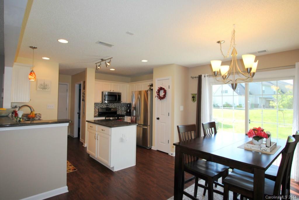 5550 Mt Mansfield Road Charlotte, NC 28278 - Photo 4 of 23