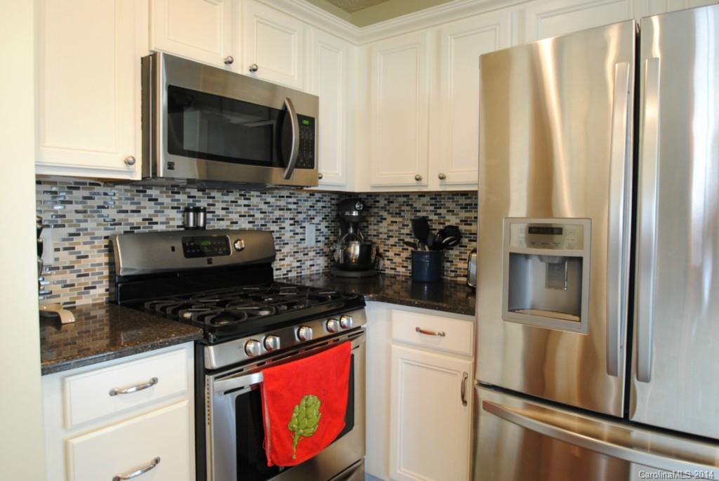 5550 Mt Mansfield Road Charlotte, NC 28278 - Photo 7 of 23