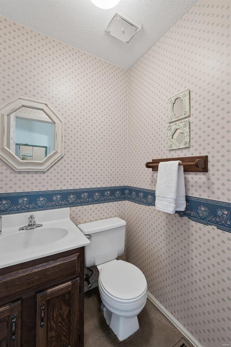 7 Connemara Road St. Peters, MO 63376 - Photo 11 of 40