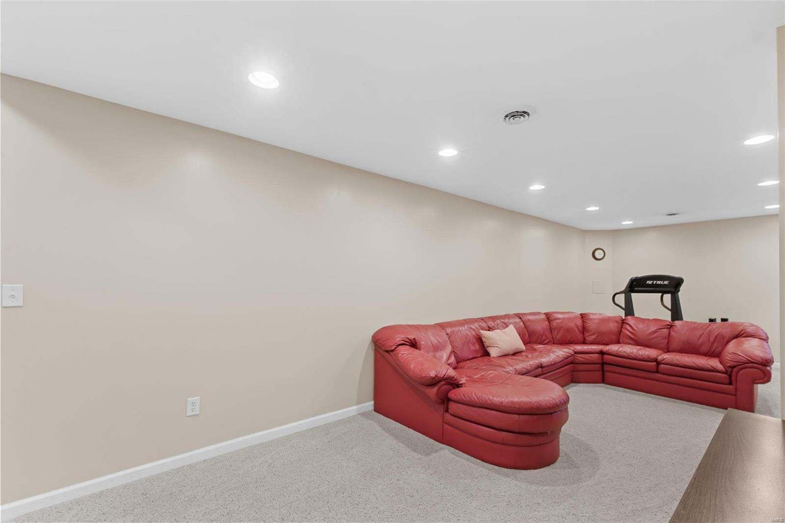 7 Connemara Road St. Peters, MO 63376 - Photo 31 of 40