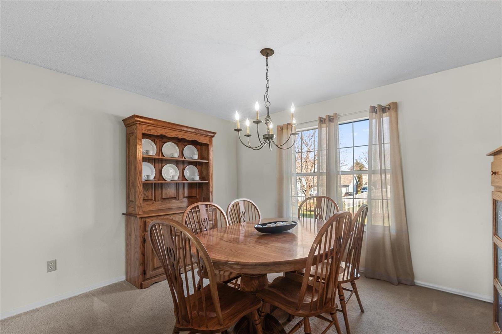 7 Connemara Road St. Peters, MO 63376 - Photo 7 of 40