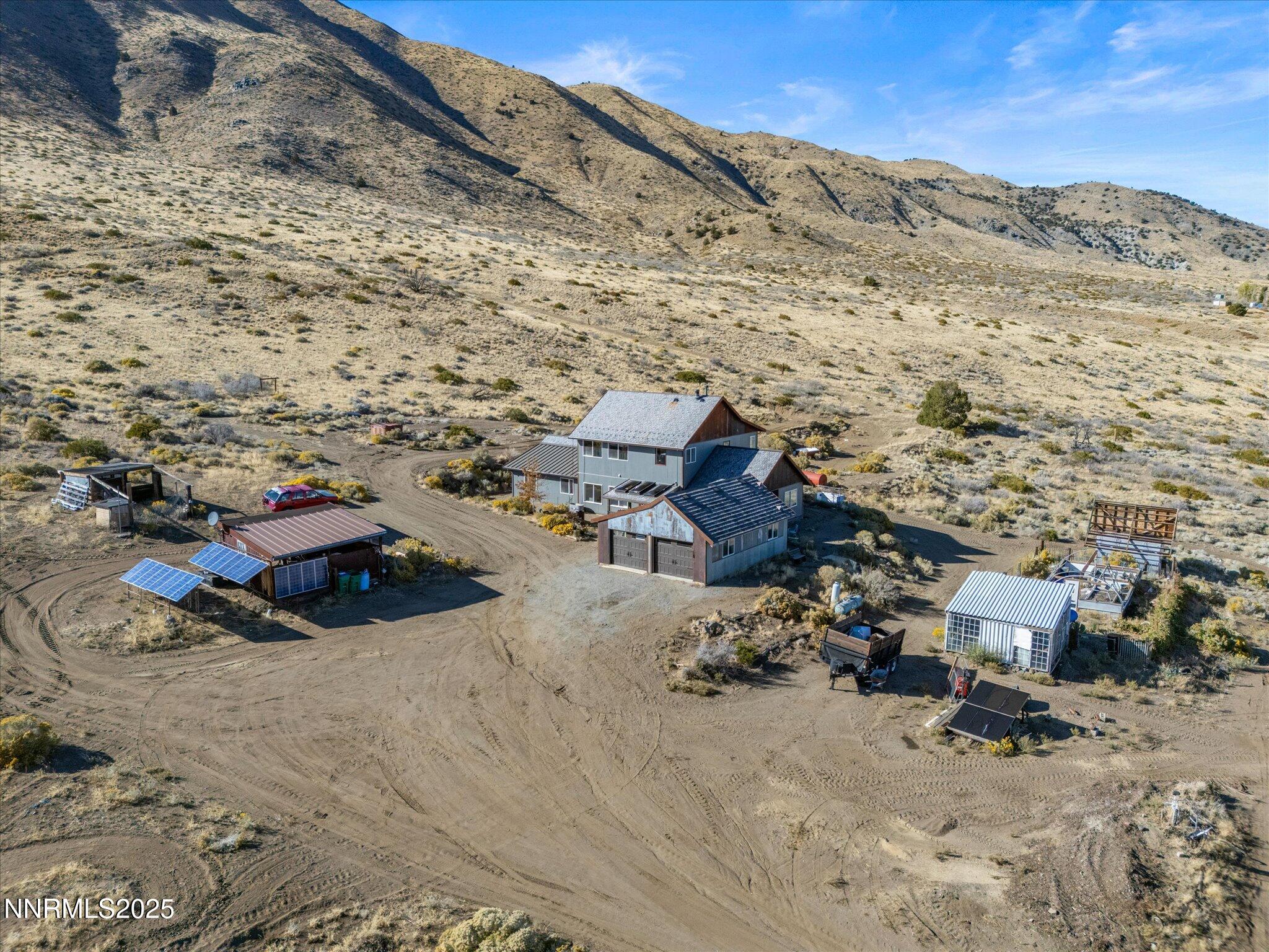 20 Prairie Way Reno, NV 89506 - Photo 11 of 48 a view of roof with houses