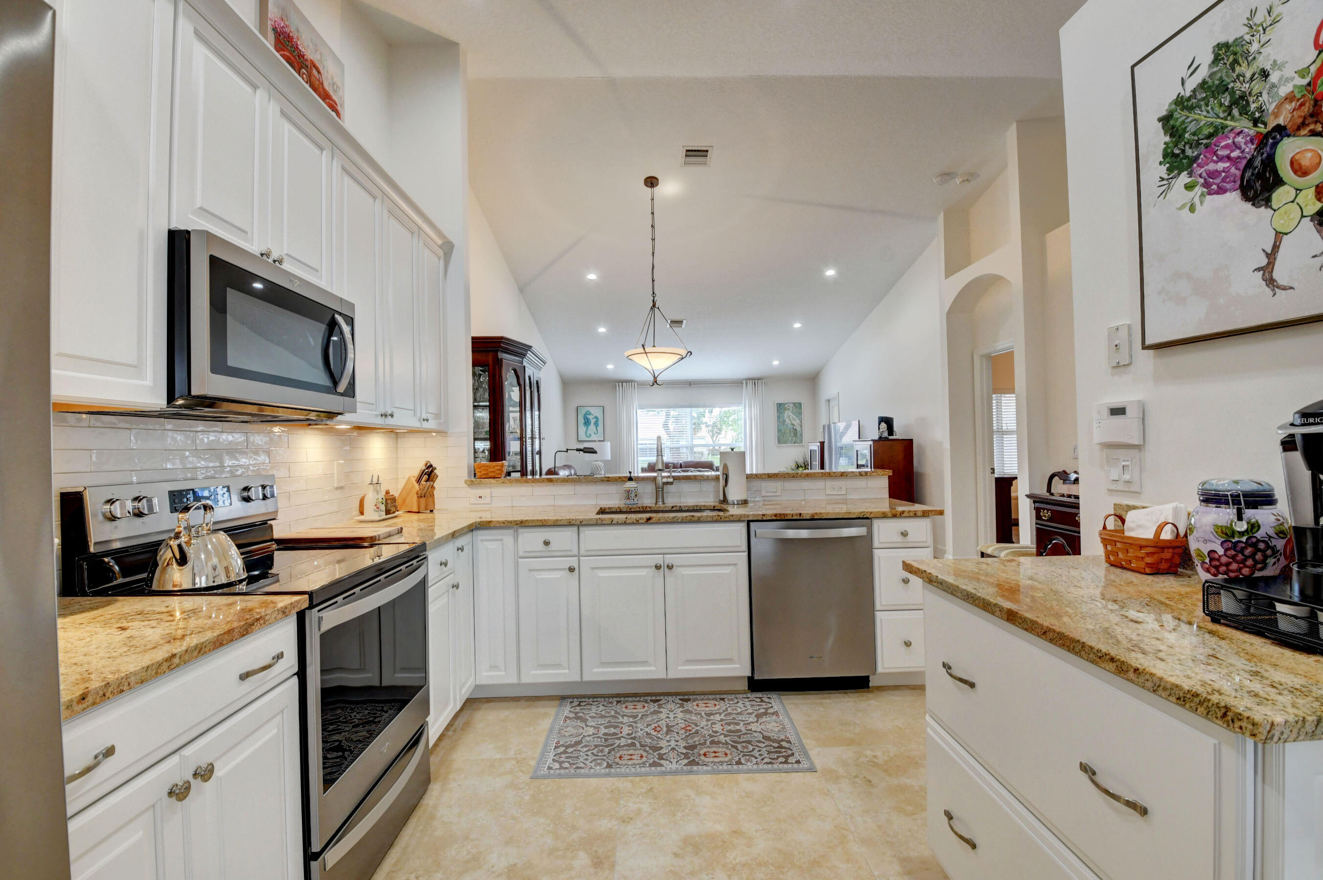 6086 Heliconia Road Delray Beach, FL 33484 - Photo 10 of 65 DSC_3329_30_31_32_33
