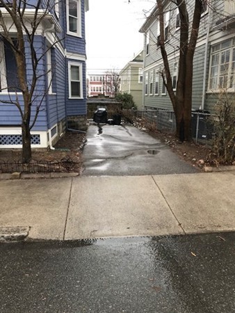 36 Hamilton Road Somerville, MA 02144 - Photo 13 of 17 Gallery Image 13