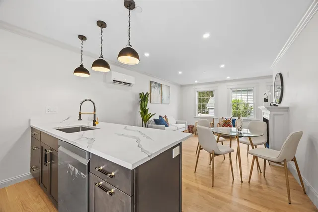 $639,900 | 9 Swan Street, Unit 2, Beverly, MA 01915