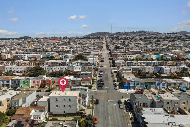 $2,495,000 | 4108 Moraga Street, San Francisco, CA 94122