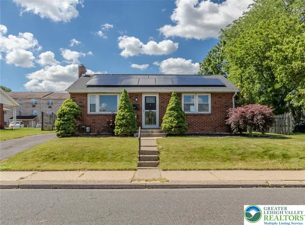 $259,900 | 1404 East Highland Street, Allentown, PA 18109