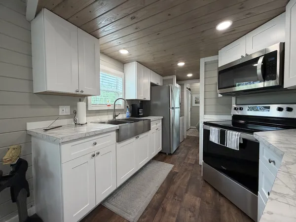 $199,900 | 112 Pine Grove Lane, Dover, TN 37058