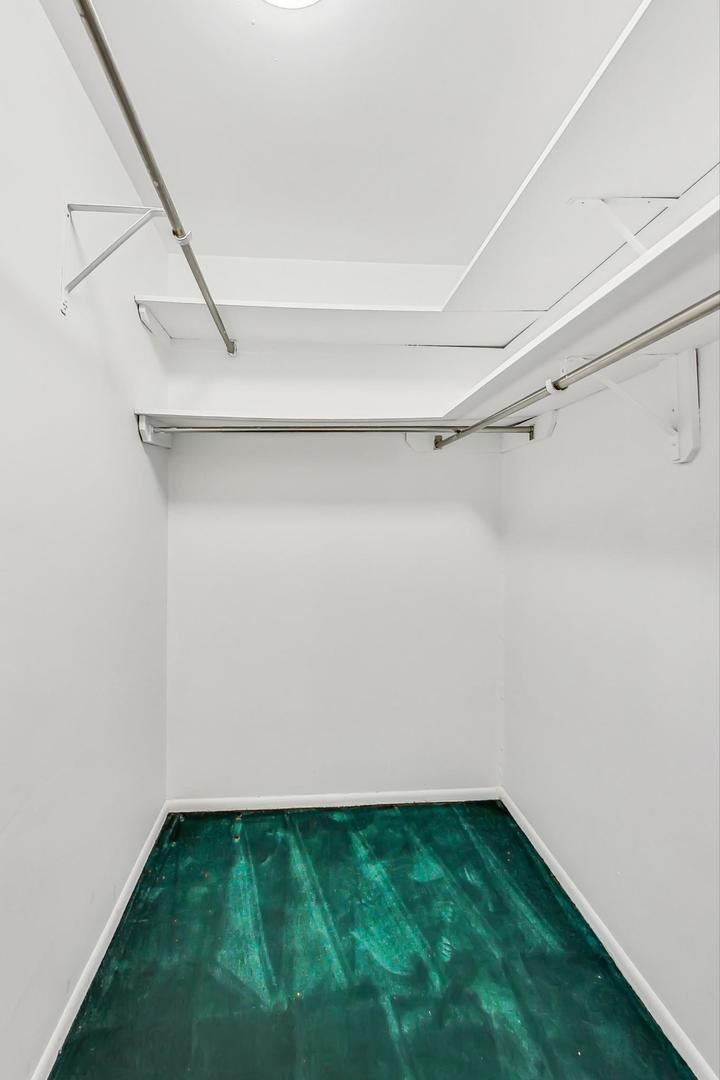 6007 North Sheridan Road, Unit 5D Chicago, IL 60660 - Photo 11 of 26 Gallery Image 11