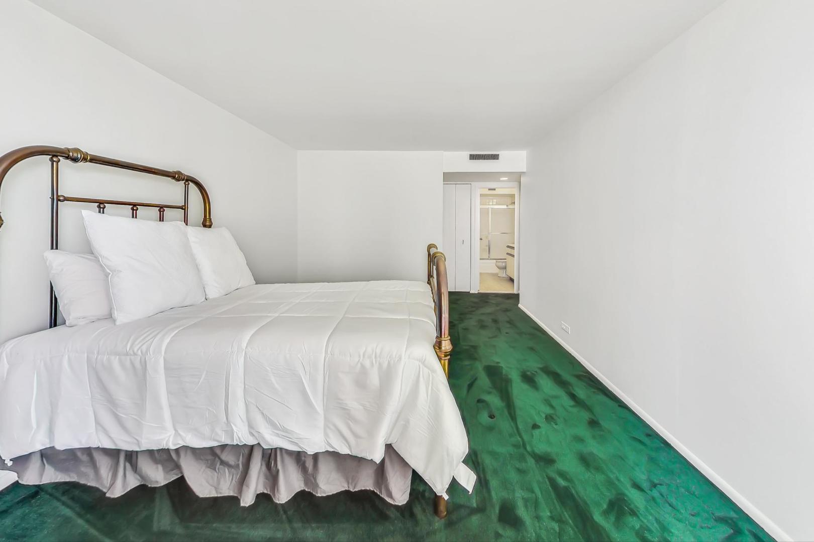 6007 North Sheridan Road, Unit 5D Chicago, IL 60660 - Photo 10 of 26 Gallery Image 10