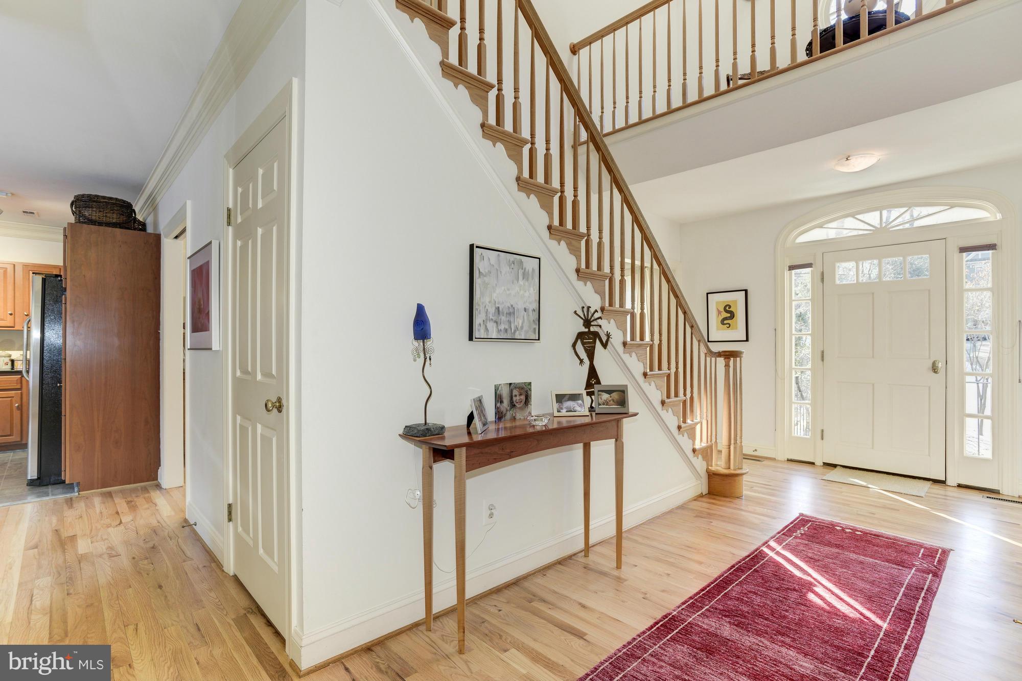 6207 Winnebago Road Bethesda, MD 20816 - Photo 3 of 19 Center Hall Entrance