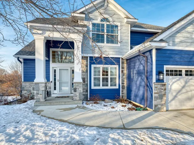 $550,000 | 1234 Windmill Creek North, Waconia, MN 55387
