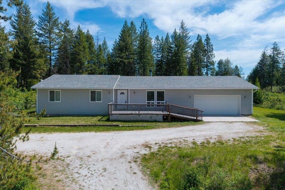 3362 Thompson Road Valley, WA 99181 - Photo 1 of 28