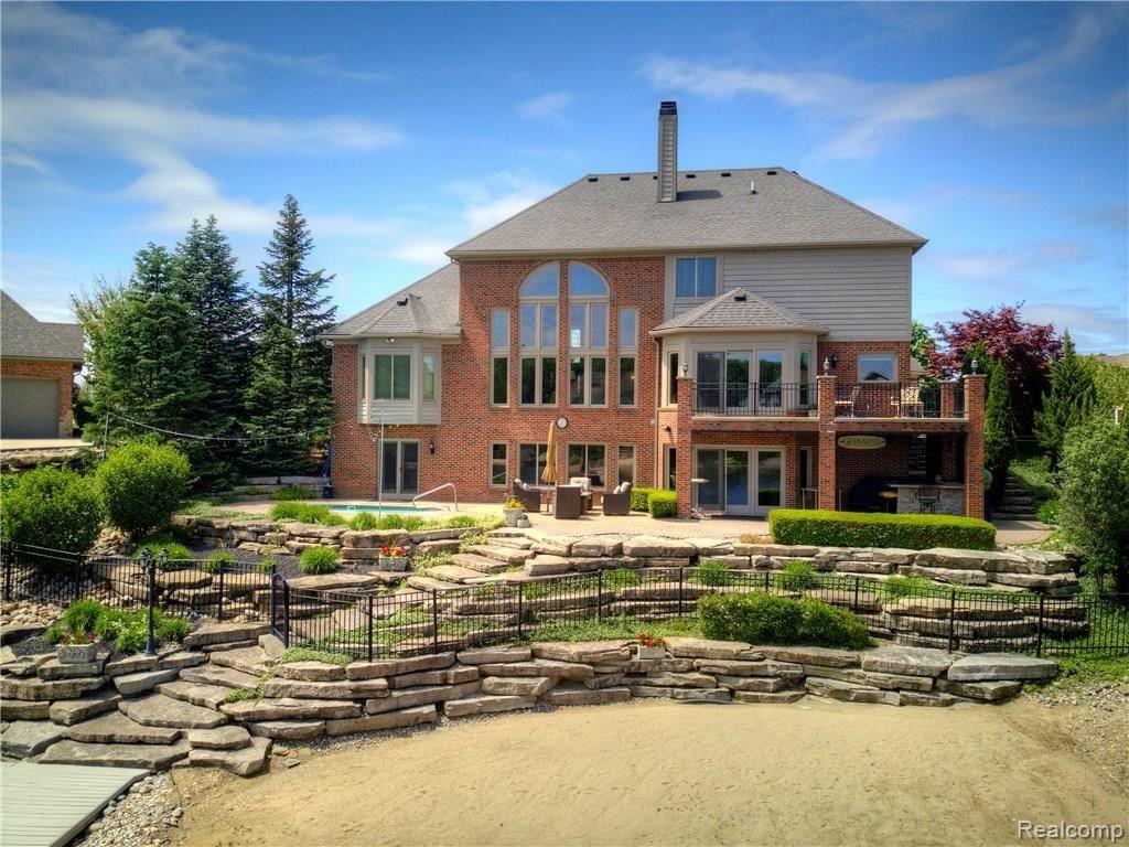 10592 Lighthouse Point South Lyon, MI 48178 - Photo 60 of 63 DJI_0920.jpg